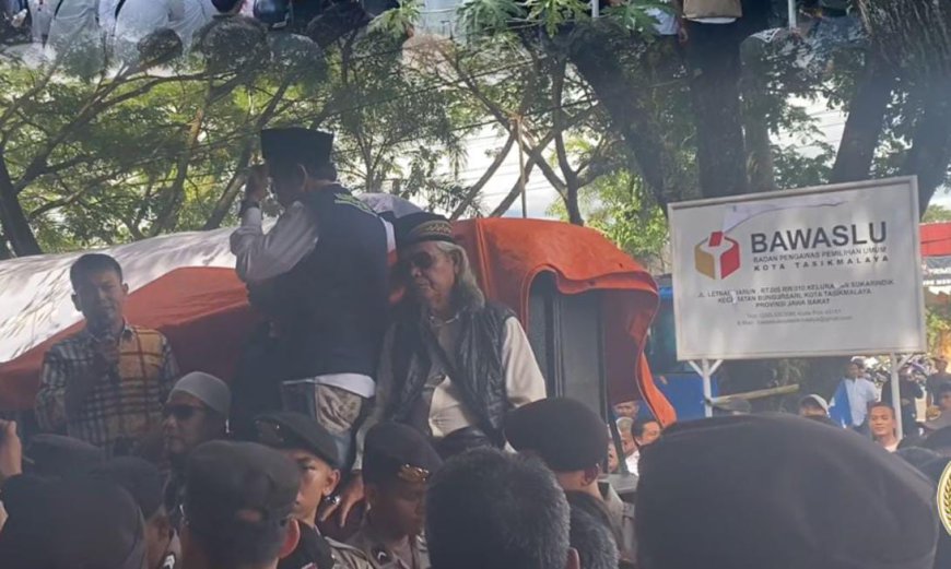 Bawaslu Kota Tasik Dikepung Ribuan Massa, Protes Batalkan Hasil Pilkada