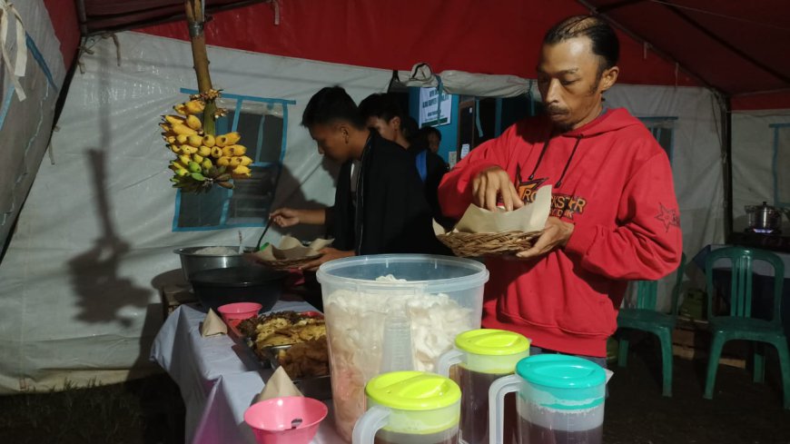 Sediakan Ratusan Porsi Makan untuk Warga, Dapur Umum FK Tagana Kab. Tasikmalaya Kekurangan Bahan Pangan