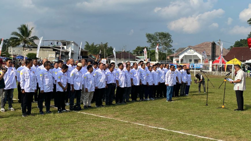 Kali Pertama Dalam Sejarah, Pelantikan Pengurus KONI Kab. Tasikmalaya Digelar di Lapangan Sepakbola