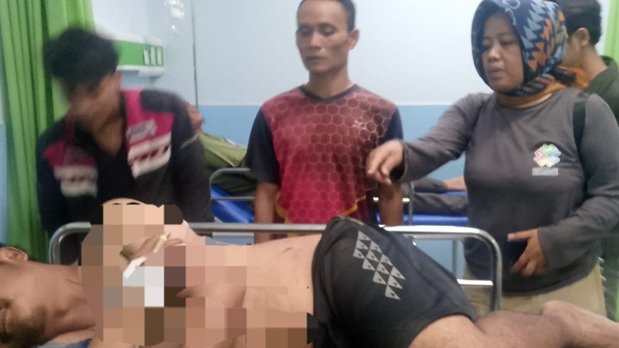 Sapi Kurban Ngamuk Diatas Mobil, Dua Orang Alami Patah Tulang