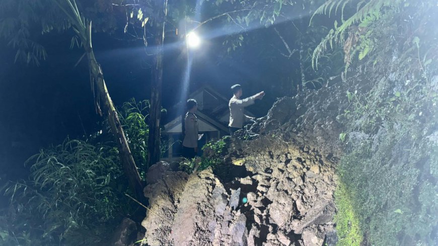Seorang Anak Tewas Terseret TPT Ambrol di Taraju Tasikmalaya