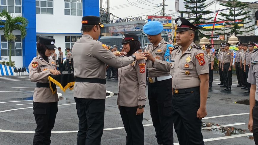 69 Personel Polres Tasikmalaya Naik Pangkat, Kapolres Ingatkan Pentingnya Bersyukur